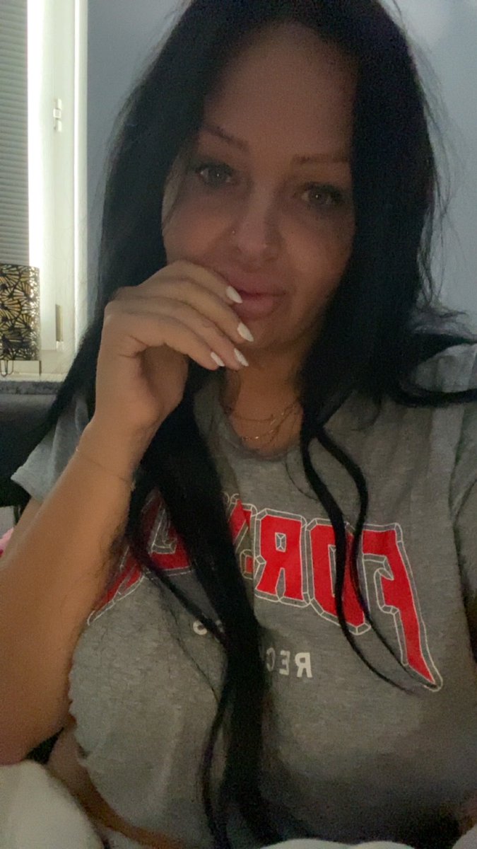 QueenSabrina001's tweet photo. Good Night  #daddy #sugardaddy #slave #sklave #paypig https://t.co/R0JzFGMPyO