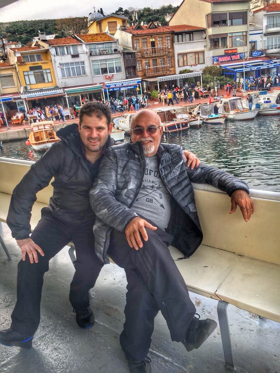 kemalburcin_'s tweet photo. Babamla burgaz ada 🌅🏝️🙏🌞 https://t.co/YTb8SS8dQW