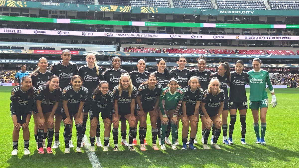 AngelSG_MX's tweet photo. ¡AMÉRICA FEMENIL TENDRÁ, AL MENOS, 14 CONVOCADAS PARA LA FECHA FIFA! 😳🔥

🇲🇽: Jana, Camberos, Antonio, Espino, Saldivar y Kim

🇲🇽 S23: Sofía, Xcaret, Aylin y Giana.

🇧🇷: Isa, Geyse, Priscila.

🇻🇪: Gaby García

Sí, 14 convocadas. ¡Cositas de uno de los mejores equipos del mundo! https://t.co/6DIOMmWPAP