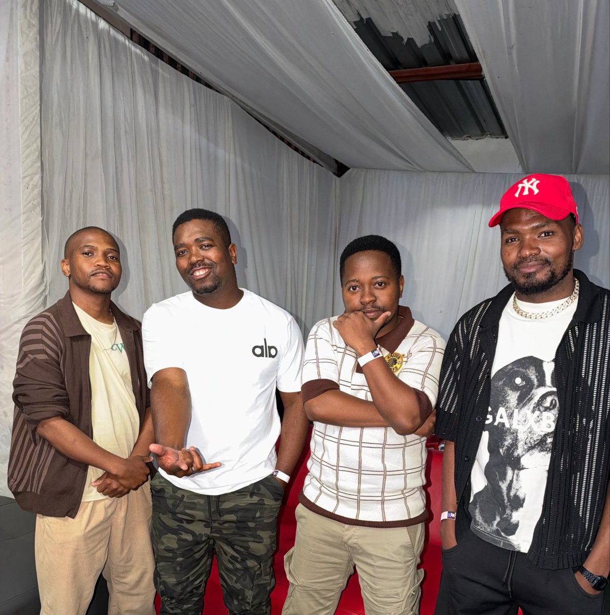 RealTshemedi2's tweet photo. “Akumadoda akuMadoda” 

Strong starting Line Up https://t.co/l2HeAnvEkB