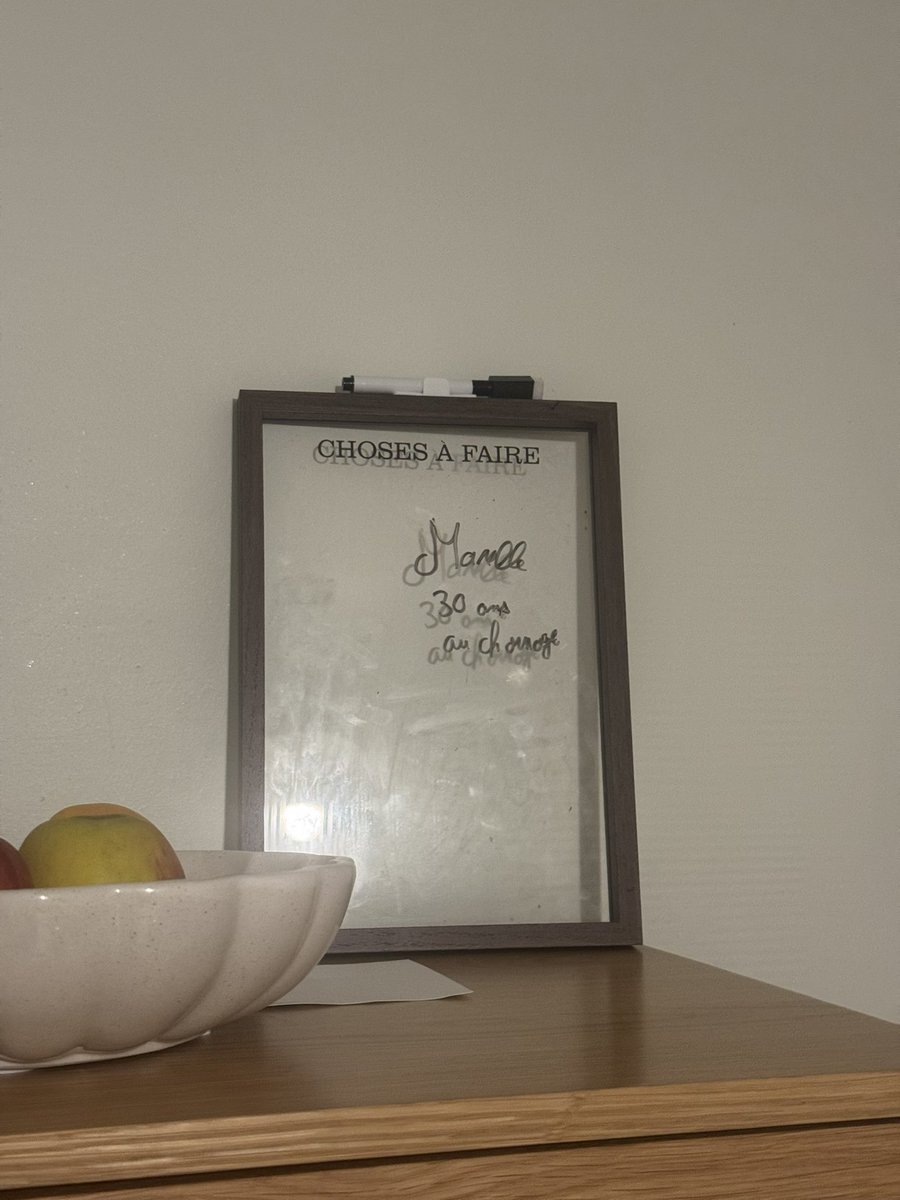 s7mosli's tweet photo. ma mère qui pensait que ça serait bien utilisé https://t.co/16VGAj7Qfr