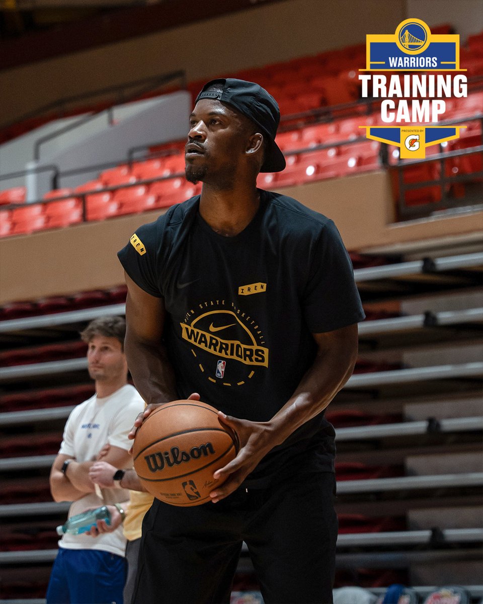 warriors's tweet photo. Working his way back 💪

@Gatorade || Training Camp https://t.co/M9SV26XHu6