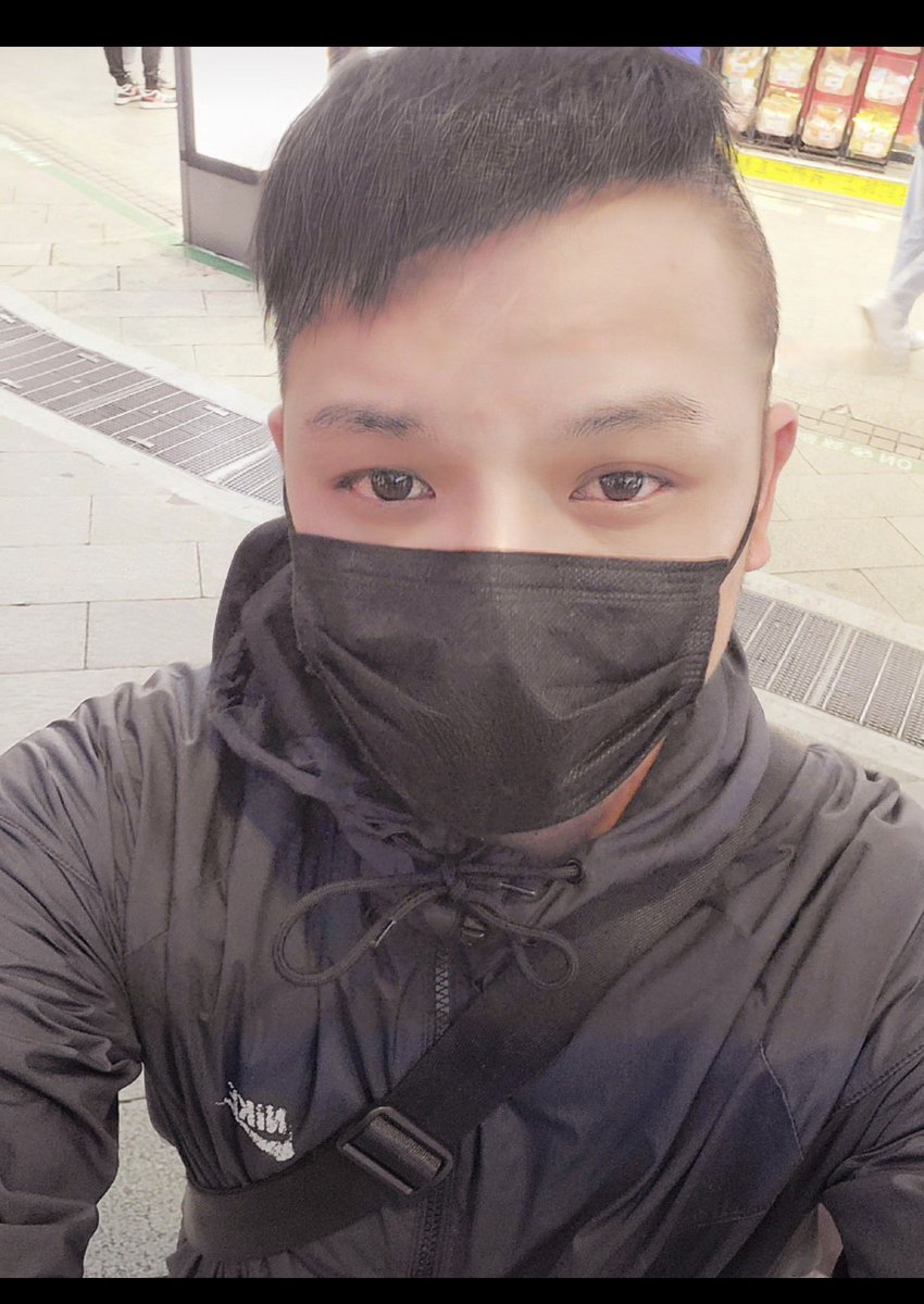 zhngqwi87537's tweet photo. 垃圾一個 偷錢 又白嫖！
趁洗澡翻我皮包！
又白嫖說要領錢，領到不見
還跑給我追！跑的跟狗一樣！
尋此人紅包🧧8888 你最好躲好一點
留言分享 紅包🧧100找我拿！
拜託幫忙轉發分享！ https://t.co/xvtnKWOZoQ