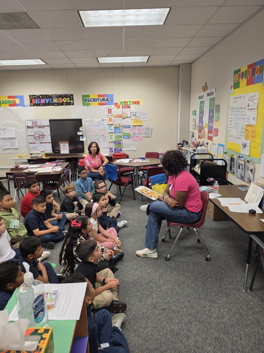 SneedESLibrary's tweet photo. Thanks to our guest readers for coming to read to 2nd &amp; 3rd grade classes @Aliefsneed for I Can Day! https://t.co/VTBmnXh6pA