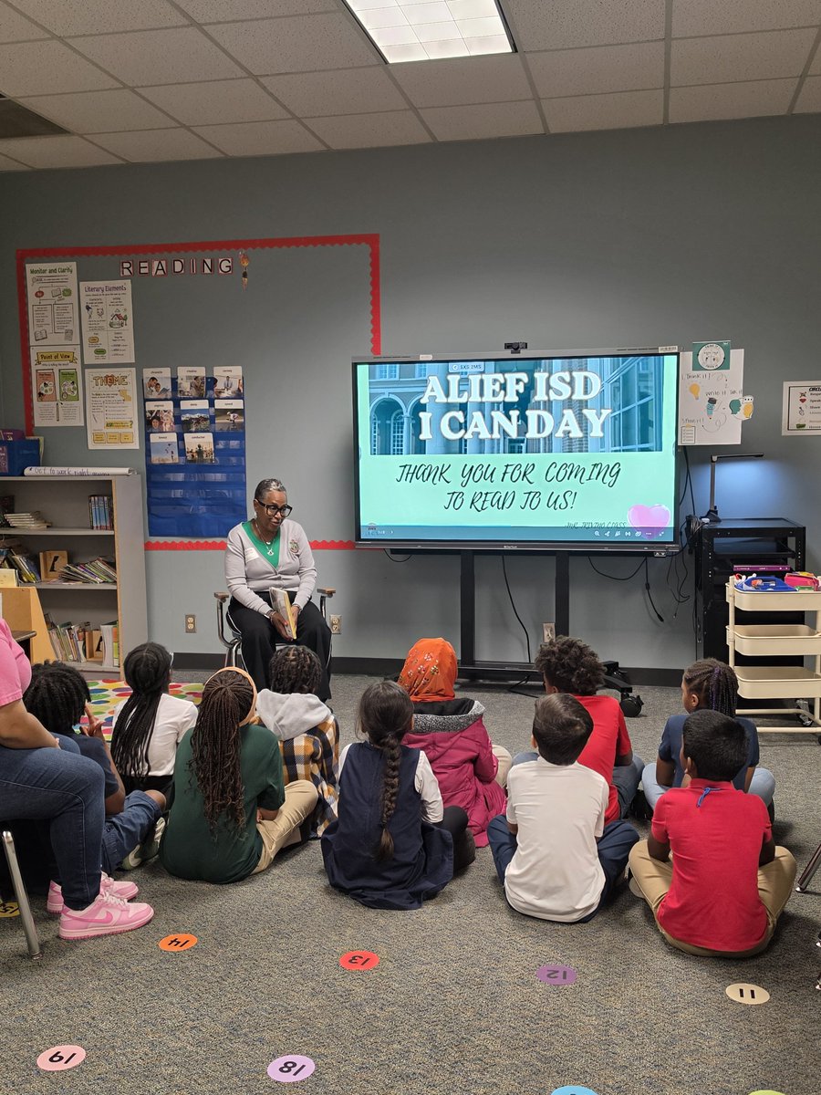 SneedESLibrary's tweet photo. Thanks to our guest readers for coming to read to 2nd &amp; 3rd grade classes @Aliefsneed for I Can Day! https://t.co/VTBmnXh6pA