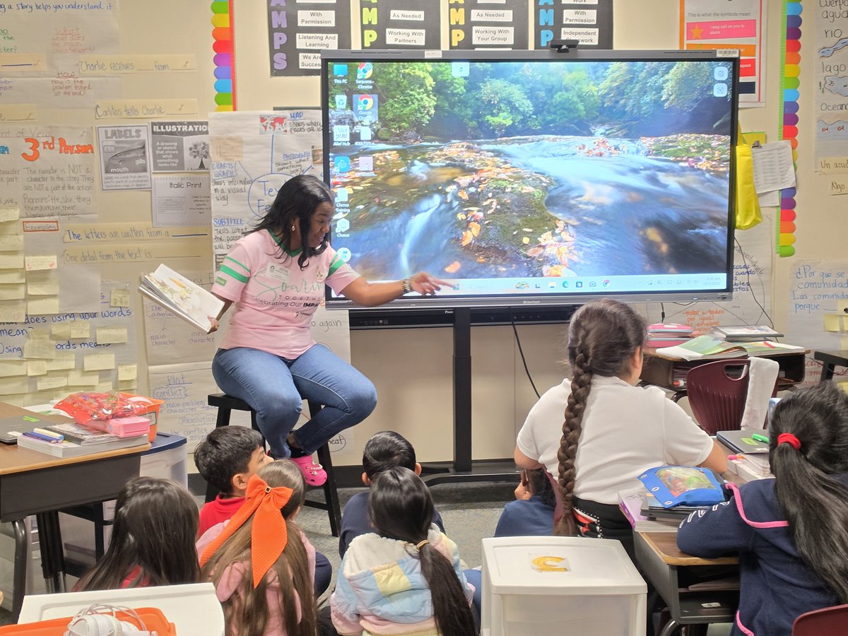 SneedESLibrary's tweet photo. Thanks to our guest readers for coming to read to 2nd &amp; 3rd grade classes @Aliefsneed for I Can Day! https://t.co/VTBmnXh6pA