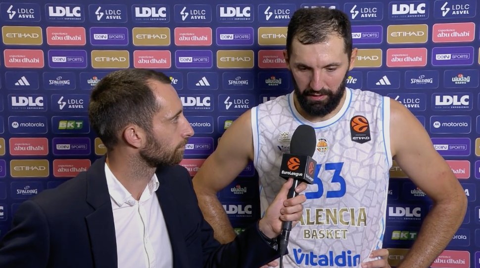 llebres11's tweet photo. Nikola Mirotic necesitaba 19 puntos para alcanzar a Vassilis Spanoulis como tercer máximo anotador de la historia de la Euroliga. Le ha durado menos de una semana y con una actuación tremenda.

22 puntos y 24 de valoración.

En toda la temporada pasada no tuvo un partido Euroliga de +20 puntos. La última vez, con Milán en abril de 2025.