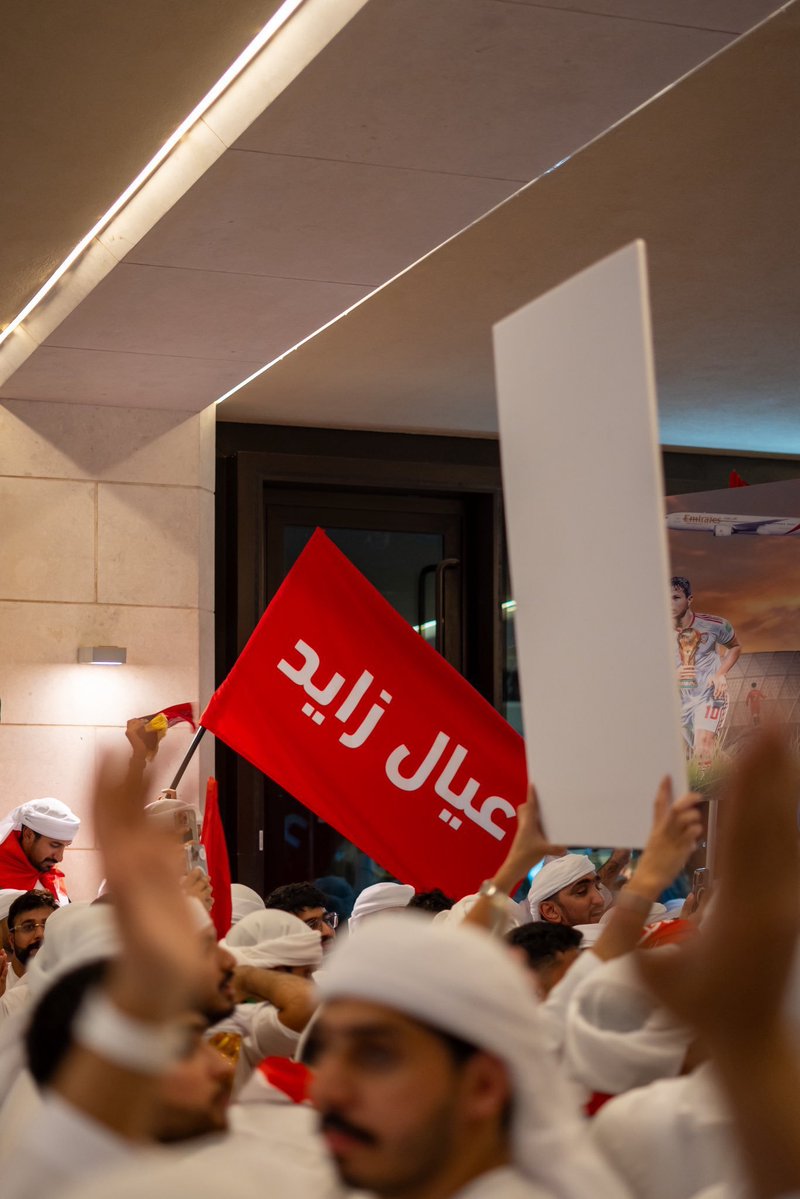 M21Ainawy7's tweet photo. يوم اغلى شعار
يوم منتخبنا الوطني يوم زلاتكو والتاهل ل النهائي
#UAE_DAY🇦🇪❤️ https://t.co/2NG1WX6Eft