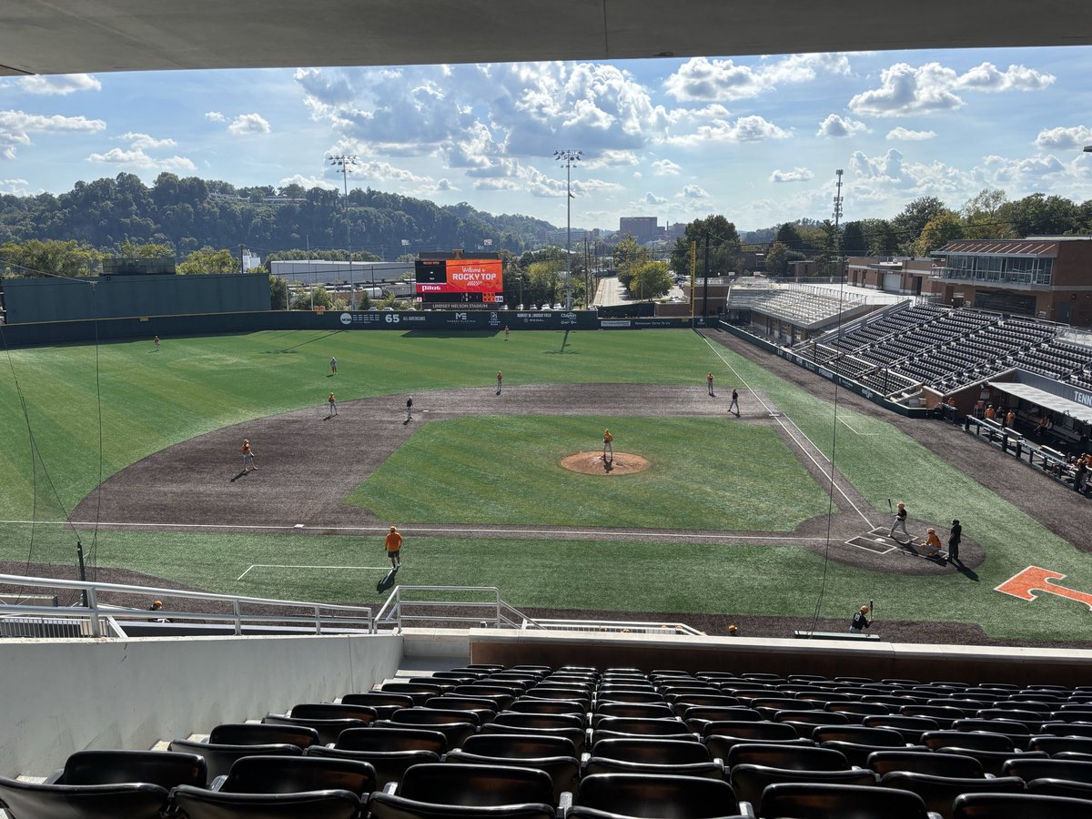 ryanschumpert00's tweet photo. More fall ball on tap this afternoon.

Tyler Myatt remains red-hot at the plate, driving in a run with an opposite field single in the first inning.

Freshman RHP Cade Allen retired all six batters he faced. https://t.co/SZKUmTgvu8