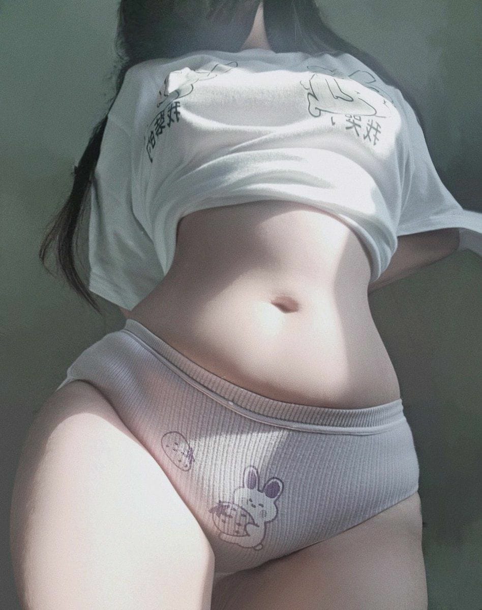 Lisa_yla11's tweet photo. Telling me you love me makes me horny https://t.co/C6kNDCSfLW