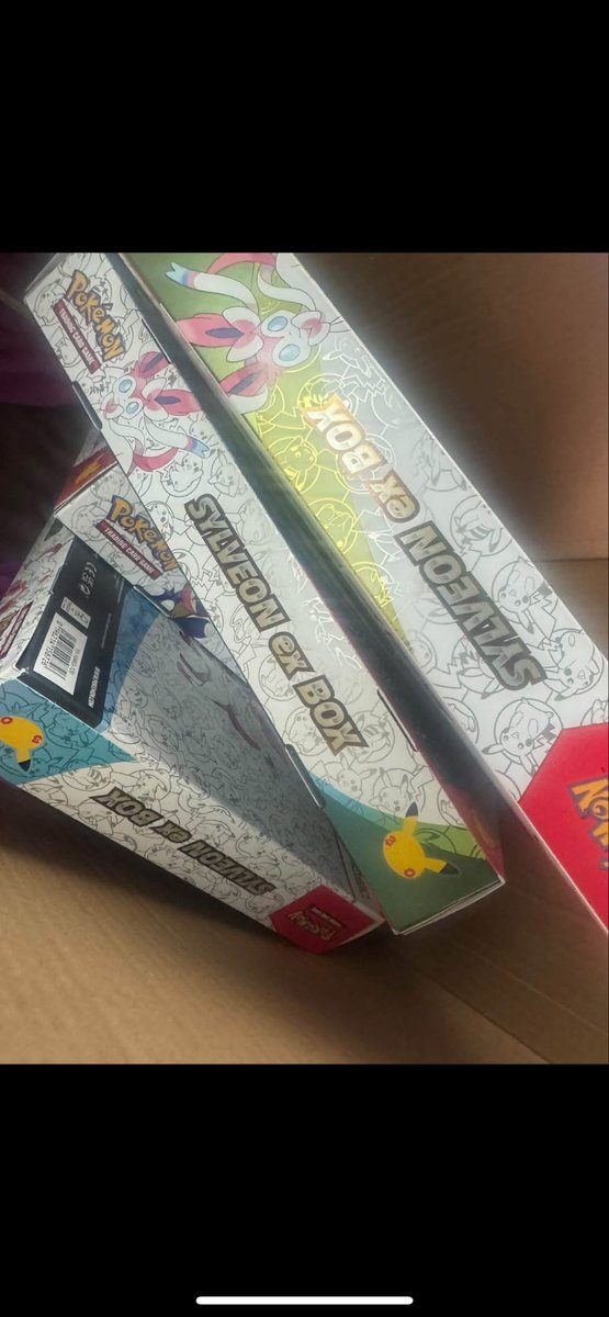 edition1collect's tweet photo. Someone posted this . No wonder you cant find any Pokemon 30th at Dollar General. Backdoor deals, money going right to the employee instead https://t.co/GE35SxJF85