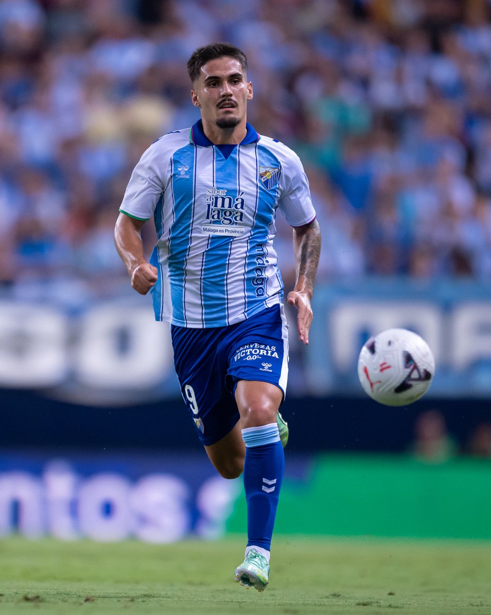 MalagaCF's tweet photo. Chupe se une a Rafita con la @SEFutbol Sub-21 🇪🇦 y podría debutar como internacional el próximo martes ante Rumanía.

¡Mucha suerte, Chupe! 🔛