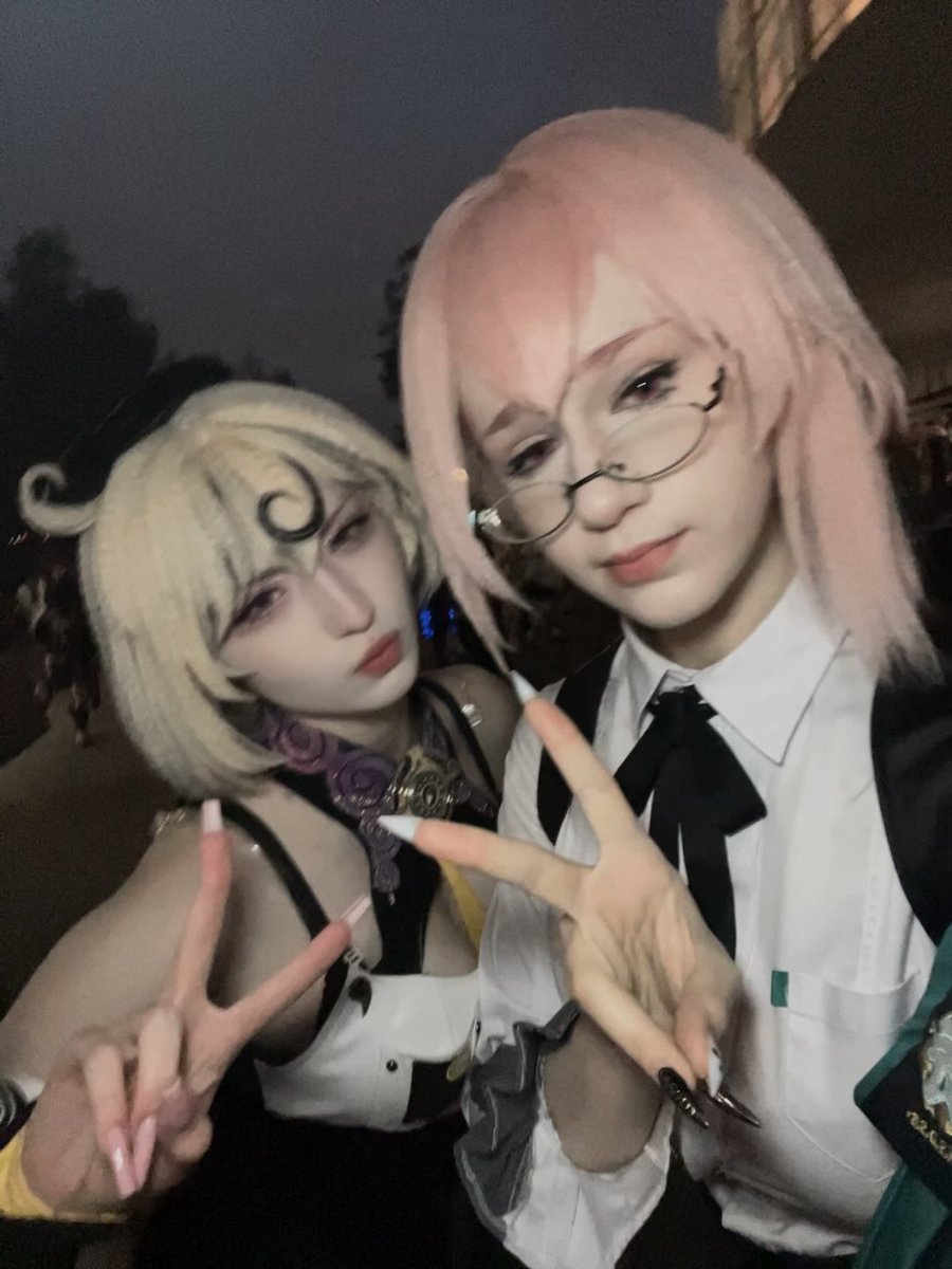Deinyyz's tweet photo. фестофото с фестиваля!! https://t.co/1Z7iUllwqT