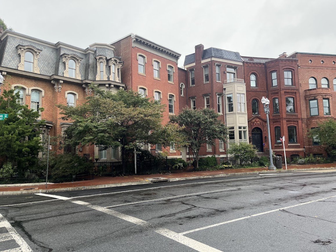 MttCarmichael's tweet photo. homes of logan circle https://t.co/h1wJOoFdd3