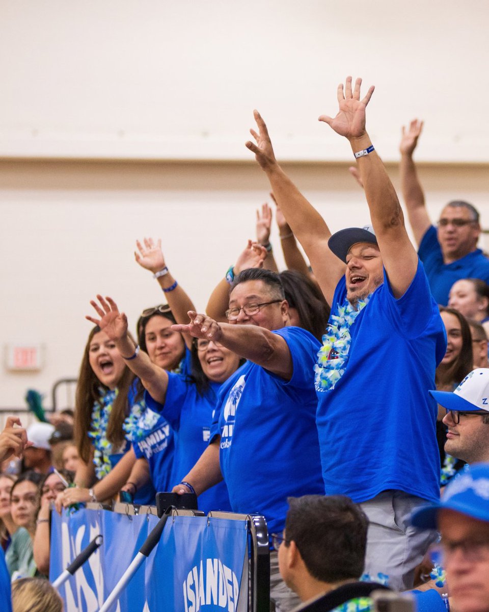 IslandCampus's tweet photo. Islander Family Weekend is here!π€π΄ Thereβs something special about sharing the Islander experience with the people who mean the most.π
#TAMUCC https://t.co/bwHqLZNfwr