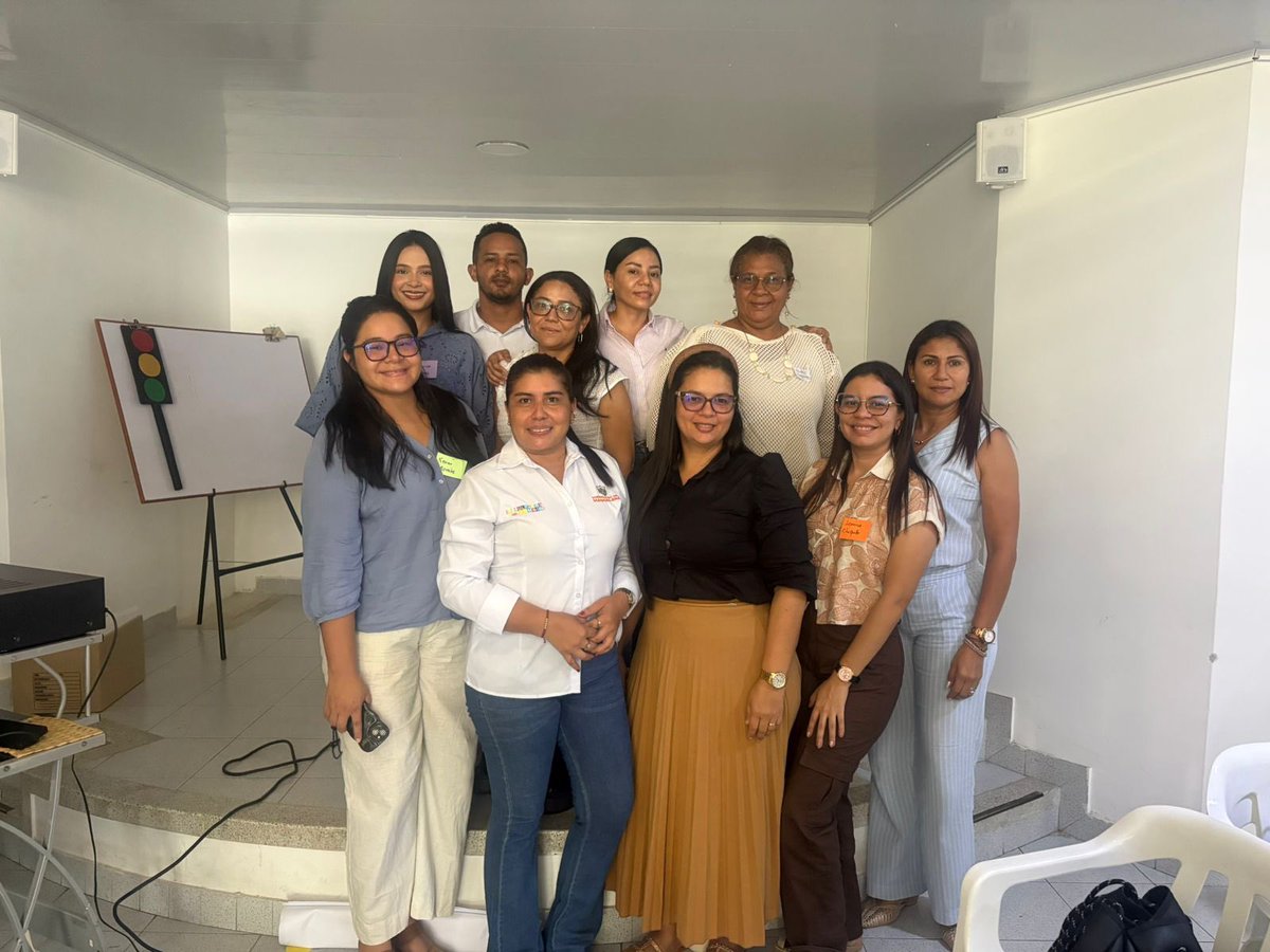 MagdalenaGober's tweet photo. 💙🏥 Magdalena fortalece la atención humanizada con 967 participaciones en espacios de formación durante el primer semestre de 2026

La Gobernación del Magdalena, a través de la @SaludMagdalena y la Oficina SAC, fortaleció las capacidades de líderes comunitarios y talento… https://t.co/L5rWOg28GY