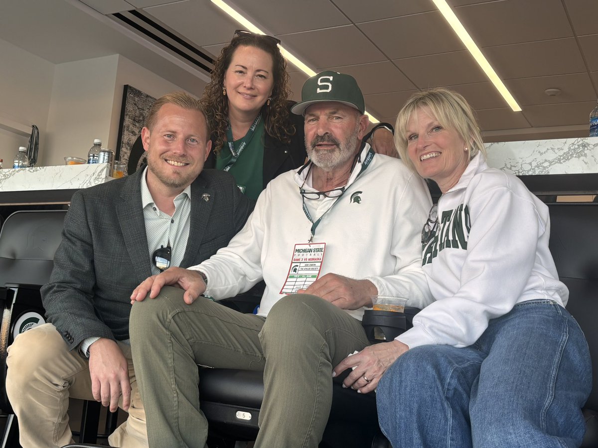 danbart3's tweet photo. What an honor to meet MSU legends Kirk Gibson and Steve Garvey in the same week!  The foundation and history at MSU is strong.

#ExcellenceWithoutException https://t.co/z0fHwtBLCh