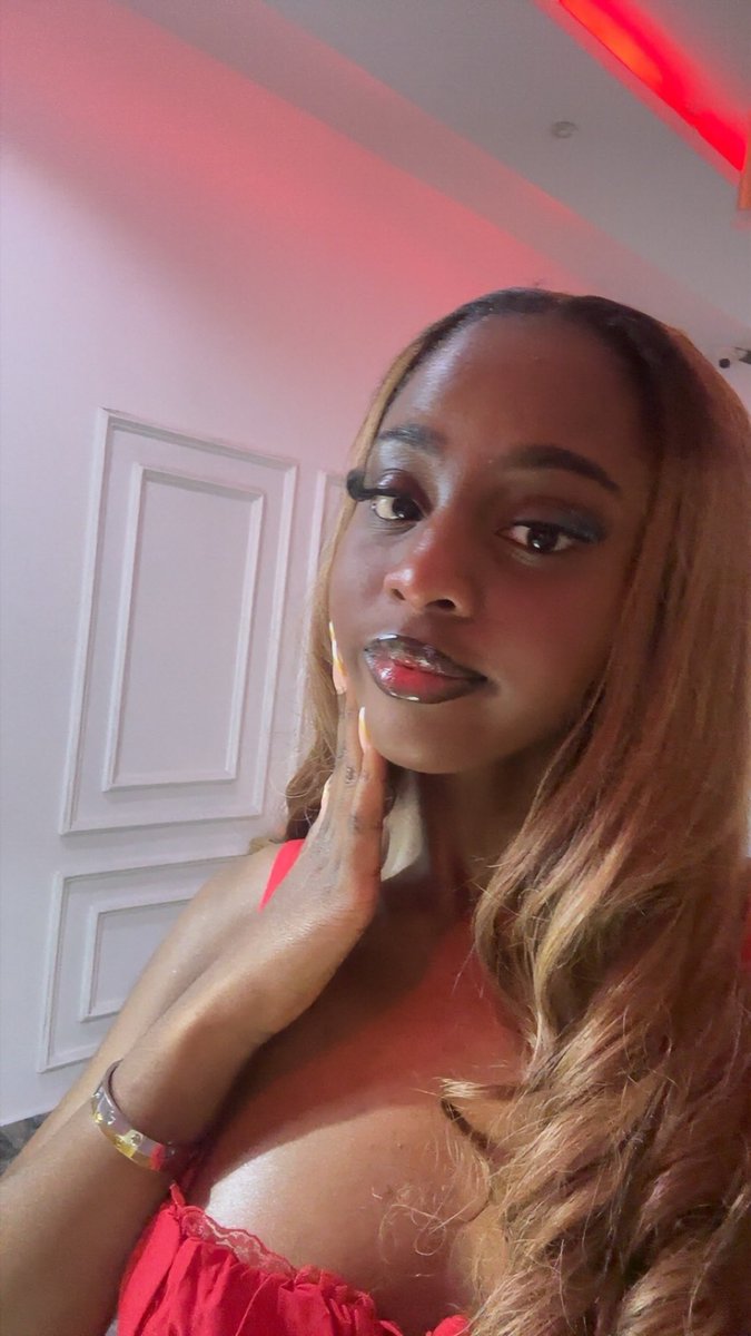 briithebunny tweet picture