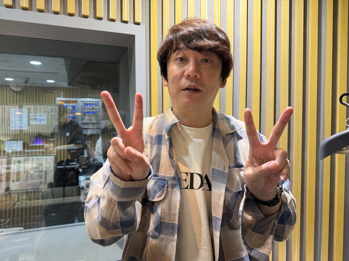 SanshiroANN's tweet photo. #三四郎ANN0 今週もありがとうございました！

ブースの中に現れた巨大アナコンダに耐えながら、命からがら放送しきりました。

【radikoタイムフリー】
https://t.co/3FBkpNIu7S https://t.co/9gXbbjkq4c