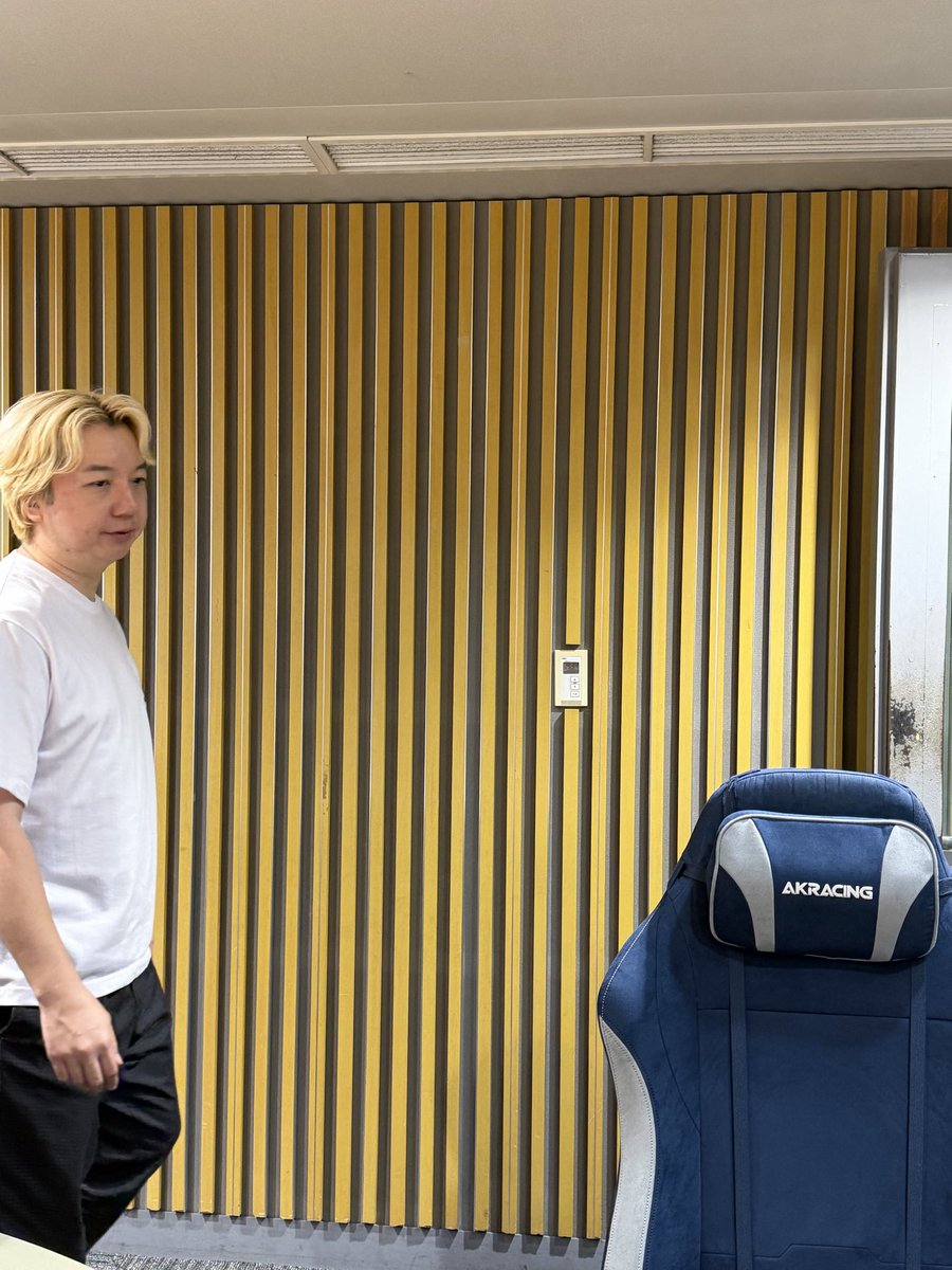SanshiroANN's tweet photo. #三四郎ANN0 今週もありがとうございました！

ブースの中に現れた巨大アナコンダに耐えながら、命からがら放送しきりました。

【radikoタイムフリー】
https://t.co/3FBkpNIu7S https://t.co/9gXbbjkq4c