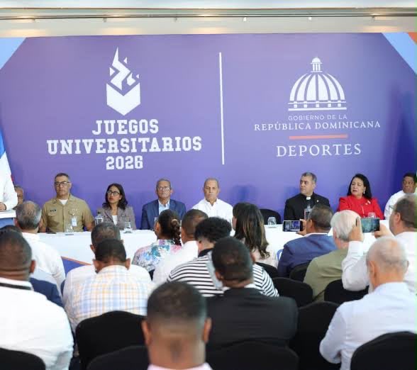 ana_rm03's tweet photo. Más de 2,300 atletas representarán a sus casas de estudio en los #JuegosUniversitarios2026. Kelvin Cruz destacó la organización del #MinisteriodeDeportes. https://t.co/lcYMd0ARsG
