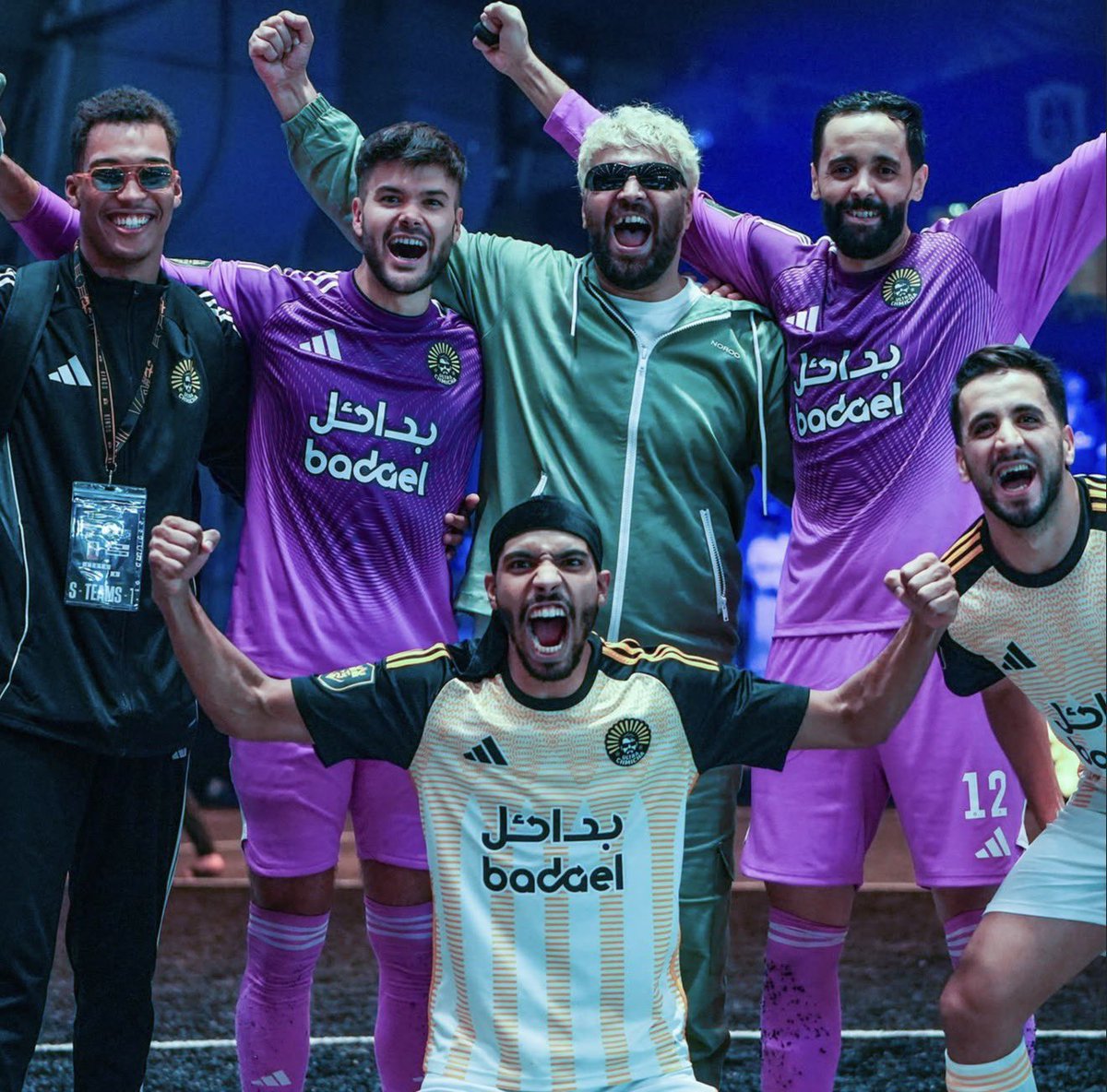 3ivq8's tweet photo. ━━━━━━━━ 🚨 🚨 | Kings League |
-❌ فريق FWZ يُهزم اول هزيمة بالمينا هذا الموسم
-✅ ينفرد فريق ULC بلقب اللاهزيمة
#KingsLeague #FWZ #ULC #MATCHDAY5 #فواز #الياس https://t.co/Nm4msMy4R5