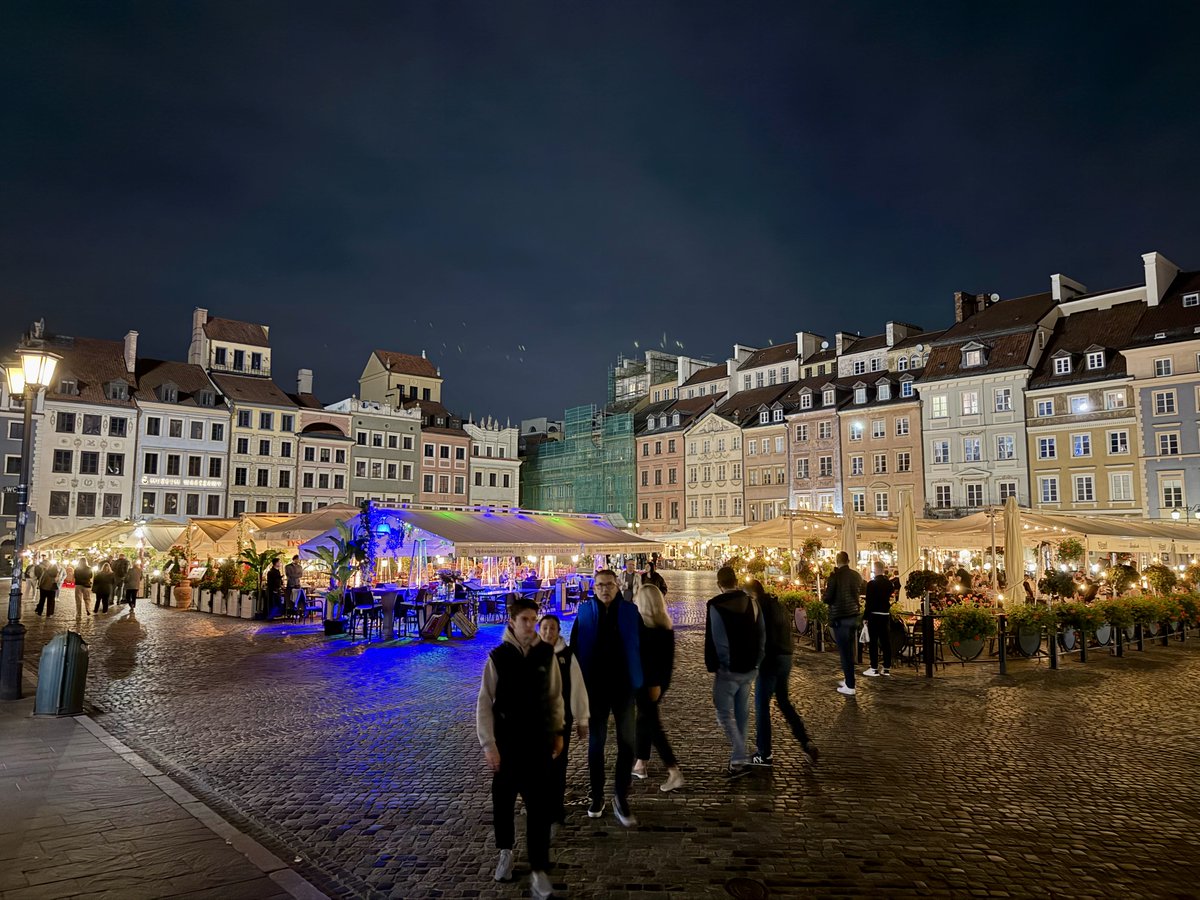 ebkent's tweet photo. Highlights from a quick visit to Warsaw, Poland after #PlacemakingWeekEurope. Visits to several Polish cities have inspired me to try to learn more about Poland's successful development model through public realm investment.

#PlacemakingPoland #PlacemakingEurope #Placemaking https://t.co/I1O0Q6EDGg