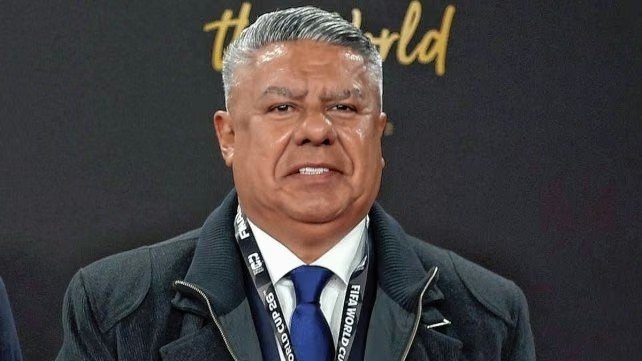 frabigol's tweet photo. BUENA CLAUDIOOOO 👏🏻👏🏻👏🏻👏🏻

Al mismo tipo que no puede organizar un simple torneo con 20 equipos y se la pasa inventando copas y anulando descensos, SE LE ESTÁ POR CAER UN AMISTOSO PARA LA SELECCIÓN ARGENTINA!!

No tengo palabras, LLAMEN A ELECCIONES Y PONGAN A UN TIPO COMPETENTE. https://t.co/0VvsyiiDww