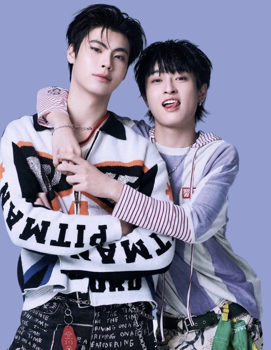 wavedarling's tweet photo. a existência dessa foto dos theewave me adoce demais https://t.co/RuLlPzp4Lx