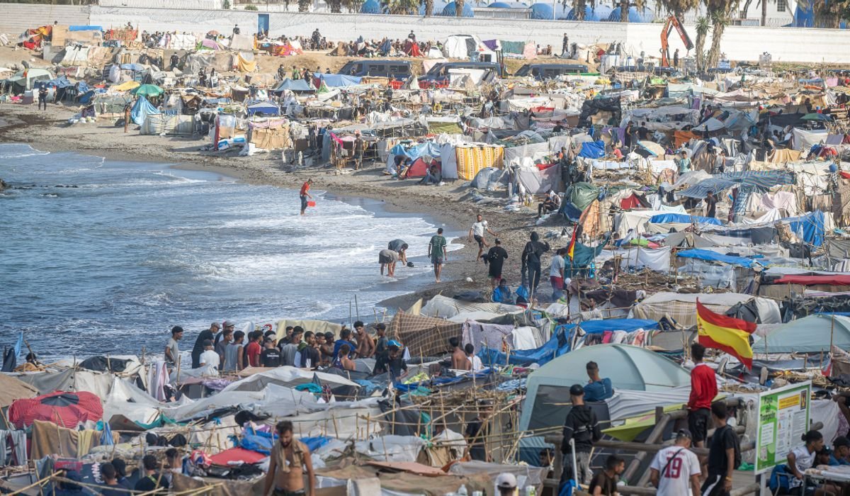 _Chule_74's tweet photo. Esto es Ceuta y sigue estando invadida después de mas de dos meses por un enemigo extranjero.  

Que no caiga en el olvido. https://t.co/gbPY4K7U6S