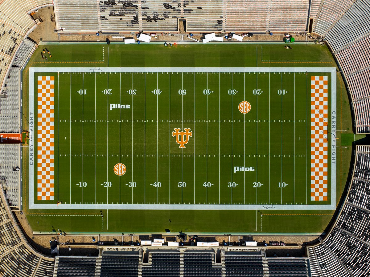 Vol_Football's tweet photo. The stage is set.

#GBO 🍊 https://t.co/7dOg0At5wy
