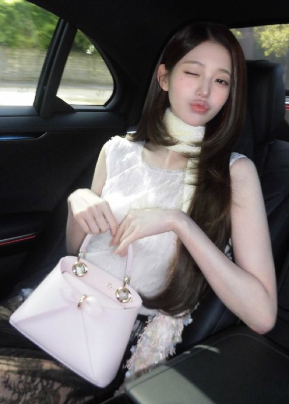 seekittyz's tweet photo. https://t.co/UpeZ74UjdZ