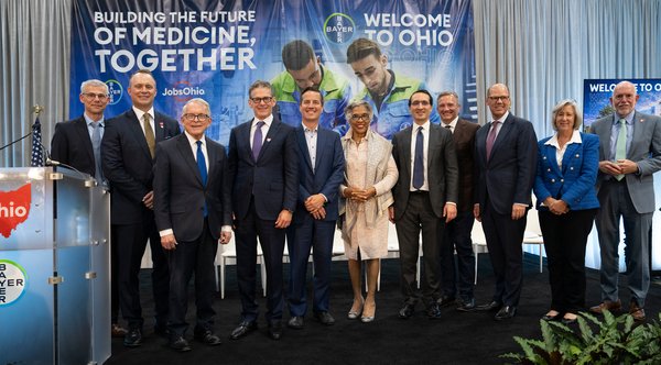 nauseef's tweet photo. Proud of our @JobsOhio team and grateful to @GovMikeDeWine, @LtGovJimTressel, @OhioDevelopment, @CBUSRegion, @NewAlbanyOhio  &amp; @OhioLifeScience. When Team Ohio stacks hands, we're tough to beat. Welcome to Ohio, @Bayer! https://t.co/dR18T3BPsQ