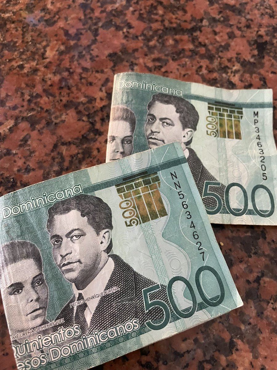 EddyRodriguezT's tweet photo. Se busca motorista para que trabaje como delivery de 12:00 a 2:00. RD$500.00 diario y la comida, RD$1,000.00 quincenal para cualquier tema con el motor. 

Tengo dos días haciéndolo yo porque en realidad ese es un perfil difícil, a la gente no le gusta trabajar 😓😓 https://t.co/xUAGDkTKFu