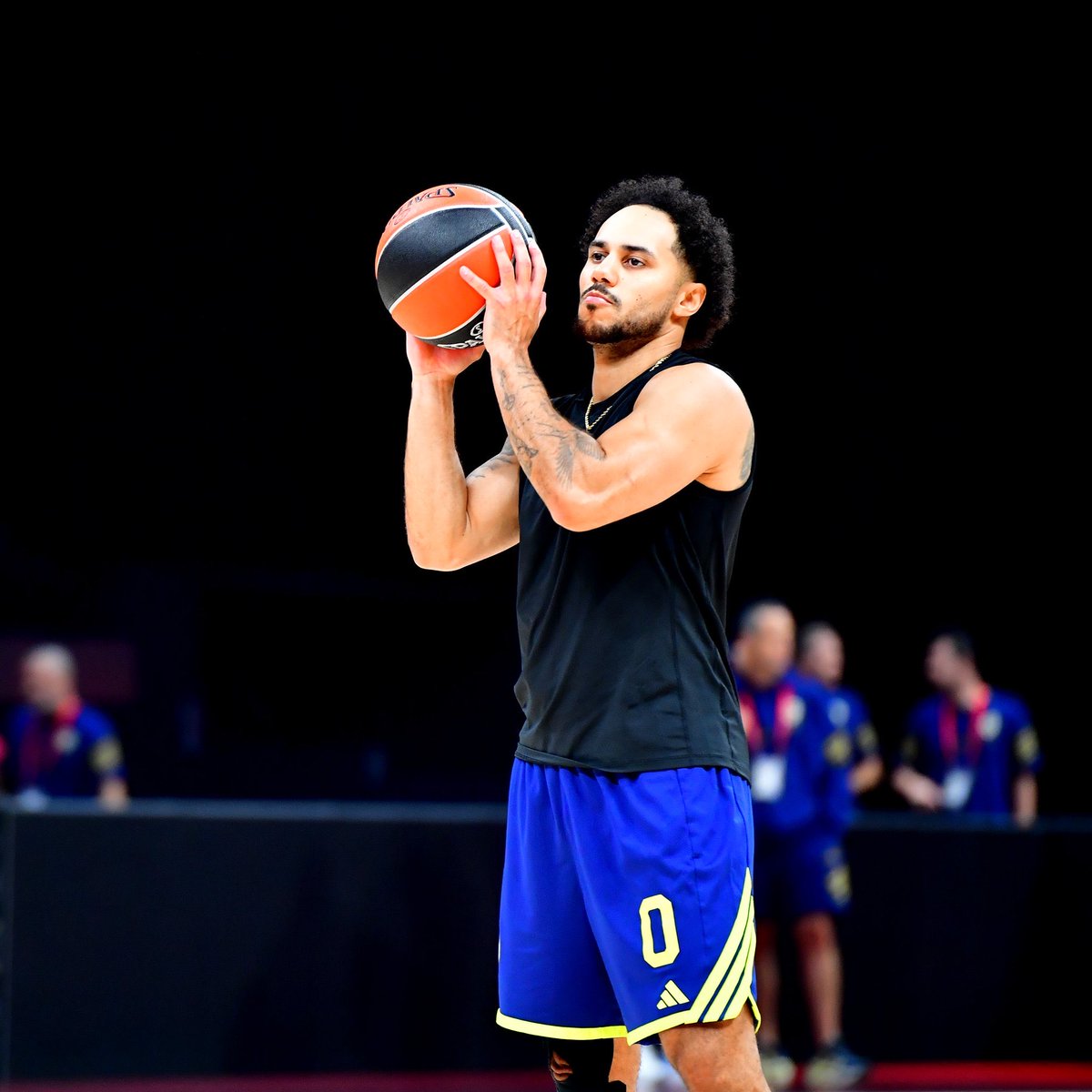ajansfenercom's tweet photo. SON DAKİKA | Saras Jasikevicius:  

"Shane Larkin çok yakında dönecek!" https://t.co/puDoUKgwGP