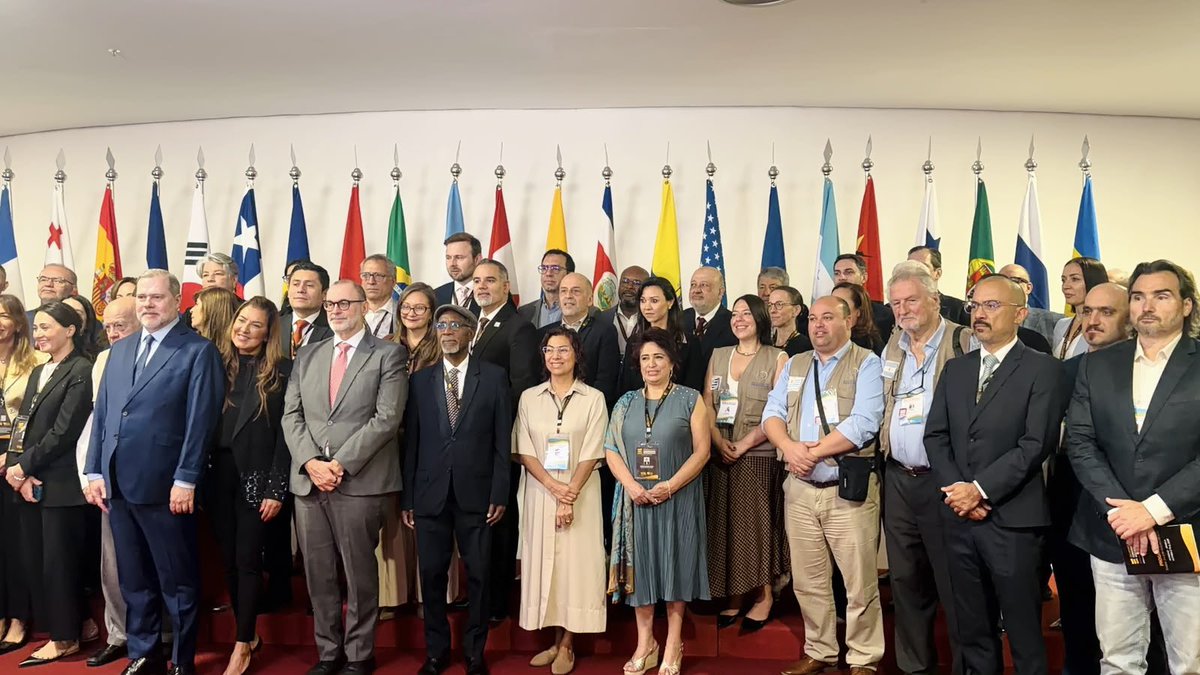 joseaparraf's tweet photo. Desde la Misión de Observación de la @UNIORE en Brasil, acompañamos el desarrollo de las elecciones generales de esta nación hermana. 🇧🇷🇨🇴

Junto a mi colega, la Magistrada @cielo_rusinque y delegados de organismos electorales del hemisferio, participamos en las jornadas técnicas de veeduría e intercambio de experiencias.

La cooperación internacional y el rigor en la observación fortalecen la legitimidad institucional y blindan las garantías democráticas en América Latina. 🗳️