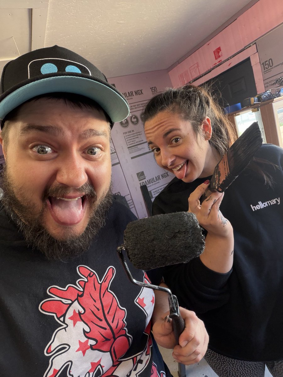 thedankflamingo's tweet photo. @MrsDankFlamingo and I are working on the new studio!! We can’t wait to show you DANKSTERS! We hope you’re having a super dank dam. Enjoy your shopping as always. -Dankin With The Flamingos 🦩🦩 https://t.co/vC3eInTkBD