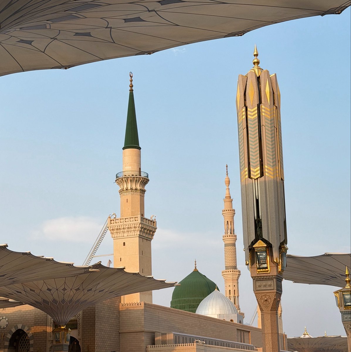 fayzsaad's tweet photo. "أَرضٌ إِذا اِستَوحَشتُ ثُمَّ أَتَيتُها
حَشَدَت عَلَيَّ فَأَكثَرَت -إيناسي" https://t.co/eDYfJH1LAg