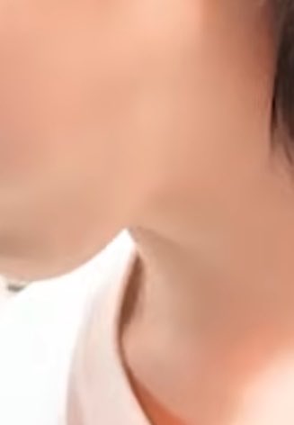 FIMJANGZ's tweet photo. haewon se está dejando crecer la barba??? AYUDA DIOS SE VE RIQUÍSIMA https://t.co/KfPcZzQ3r6