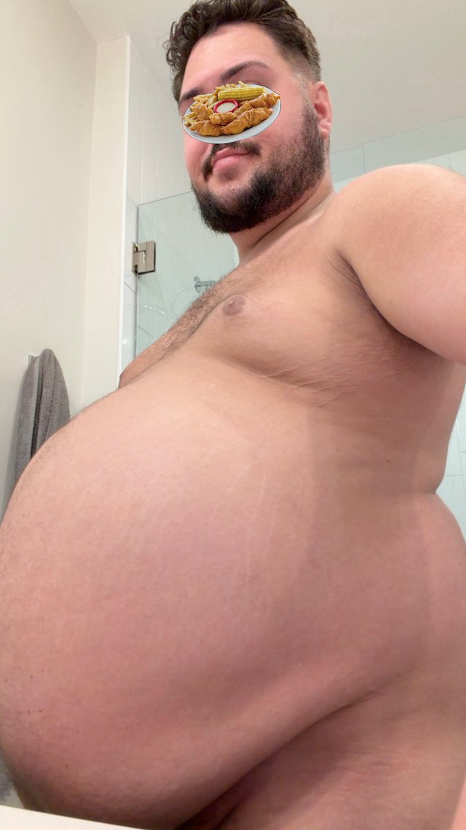 ChcknTndrSluttt's tweet photo. Come watch me get even fatter😈🐷 https://t.co/Wetow2BvCP #gainer https://t.co/cgmQTNdgdb