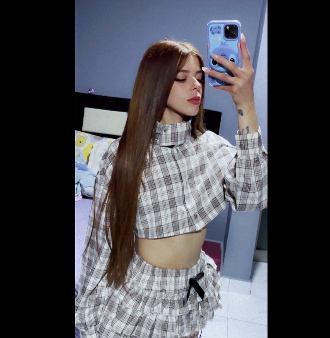 Wiri1820's tweet photo. https://t.co/gSEqJLcNe2
Quieres ver lo que hay abajo de mi falda 🤤👅🍑
#onlyfansx 
#arsmate
 #ViernesCogelón 
#viernesbotanero 
#ViernDesnuda
#virałpost https://t.co/SmL8FfVKJE