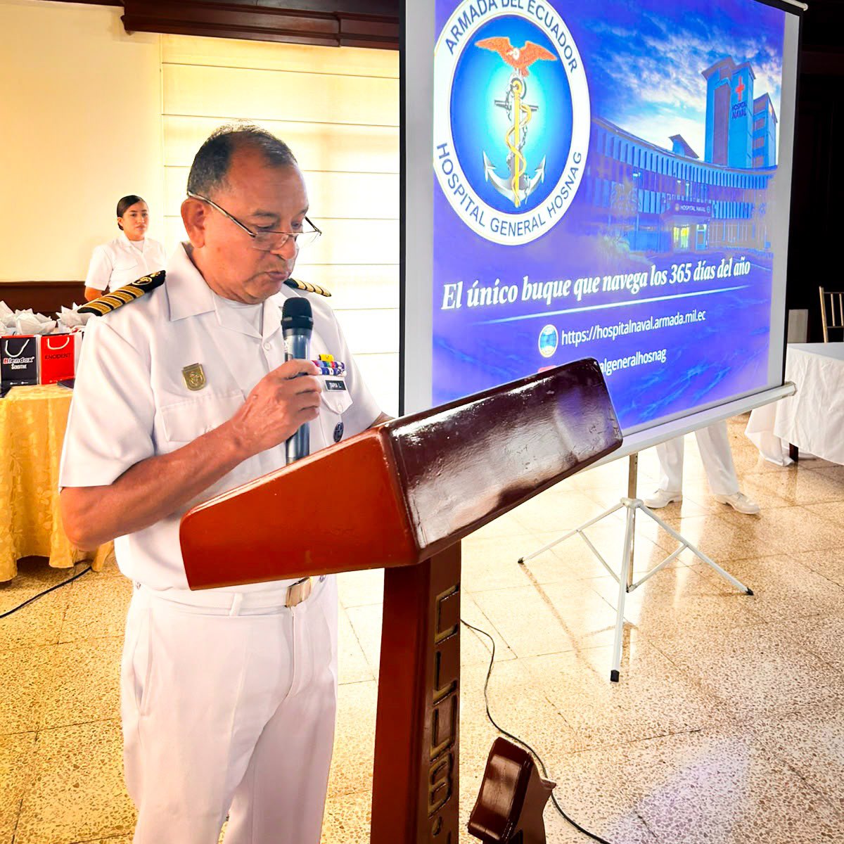 armada_ecuador's tweet photo. Encuentro Académico de Odontología 2026

La Armada del Ecuador, a través del Hospital General HOSNAG, desarrolló el Encuentro Académico de Odontología 2026, un espacio orientado a la actualización científica, el intercambio de conocimientos y el fortalecimiento de las competencias de los profesionales del área odontológica.

Esta jornada reafirma el compromiso institucional con la excelencia profesional y el fortalecimiento de los servicios de salud, en beneficio de nuestros pacientes y de la comunidad.

#SiempreARumbo
#YoSoyNaval
