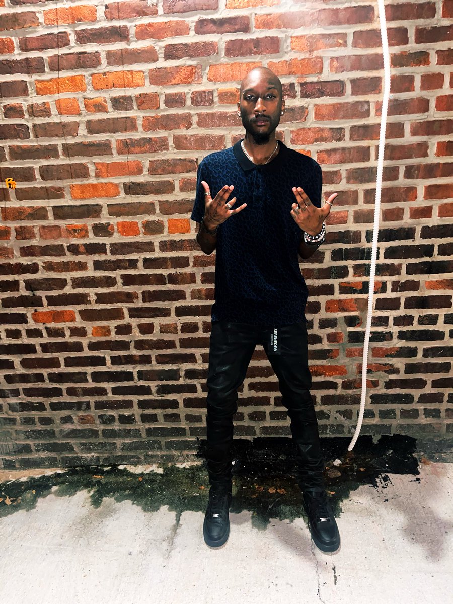 svhailei's tweet photo. TRAILBLAZIN KROSS THE NATION🤲🏾⛪️👳🏾‍♂️🩸 #VICIOUS #MOLLY #YVL #ug #viral #fyp https://t.co/IgHsmys5Mp