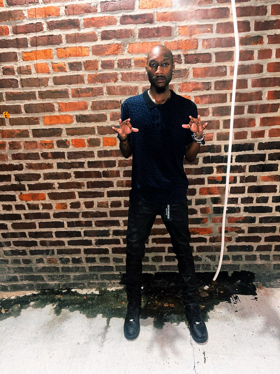 svhailei's tweet photo. TRAILBLAZIN KROSS THE NATION🤲🏾⛪️👳🏾‍♂️🩸 #VICIOUS #MOLLY #YVL #ug #viral #fyp https://t.co/IgHsmys5Mp