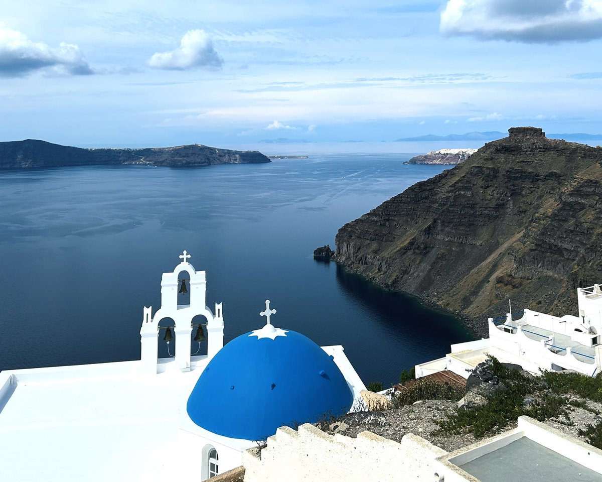 MrGelli's tweet photo. Stunning #Santorini 😍 https://t.co/PjsgHwfwsV