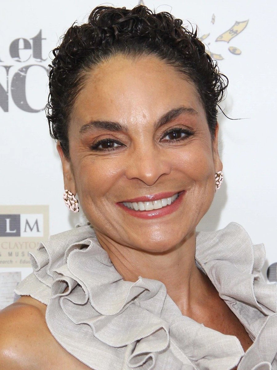 Bmbempower's tweet photo. To anyone with thoughts on #JasmineGuy, I will simply say
Keep Living!
I am so glad she is here to receive her flowers and recognition, observe what she helped create, and witness the attention she helped draw to #HBCU’s. To be candid, without the guidance of #BillCosby, #DebbieAllen, and the cast of #ADifferentWorld, many of us might lack awareness of what an HBCU represents.
Please look into the enrollment figures for HBCUs following the broadcast of The Cosby Show and again after the first season of A Different World.
Thank you @TheJasmineGuy with much love and appreciation❤️✊🏾!!!