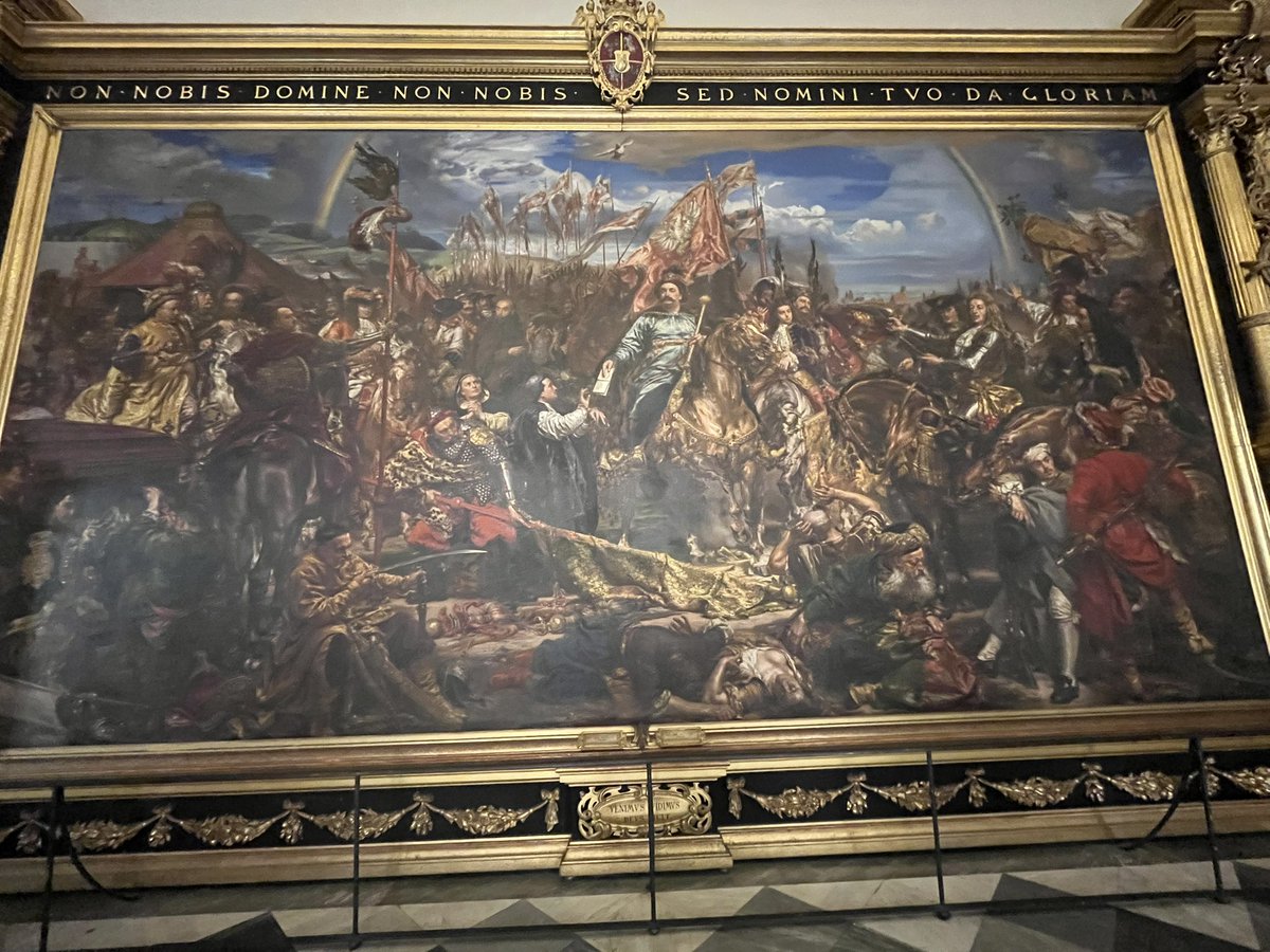 tomjhpark's tweet photo. Zostałem zaproszony na specjalne zaproszenie do Watykanu i gdy oglądałem dzieła sztuki, spójrzcie, co znalazłem!! https://t.co/Tf7RIHR673