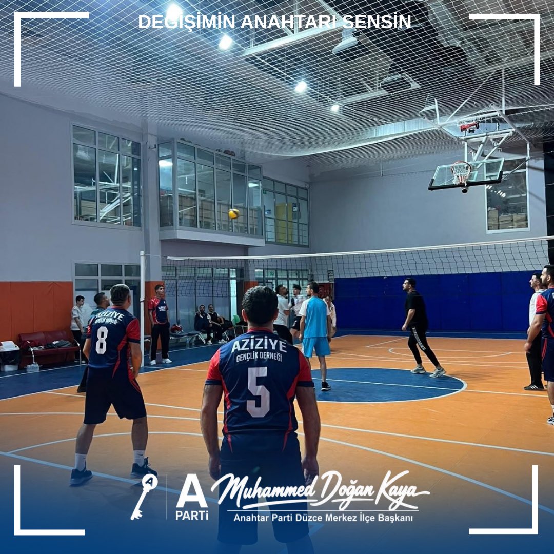 apartiduzceilce's tweet photo. 🏐 Sahada rekabet, gönüllerde dostluk vardı.
Aziziye Gençlik Derneği ile gerçekleştirdiğimiz voleybol müsabakasında skorun ötesinde birlik, beraberlik ve dayanışma öne çıktı.

Kazanan dostluk oldu. 🤝
Katılım sağlayan herkese teşekkür ediyoruz. https://t.co/u77rK1Qi9R