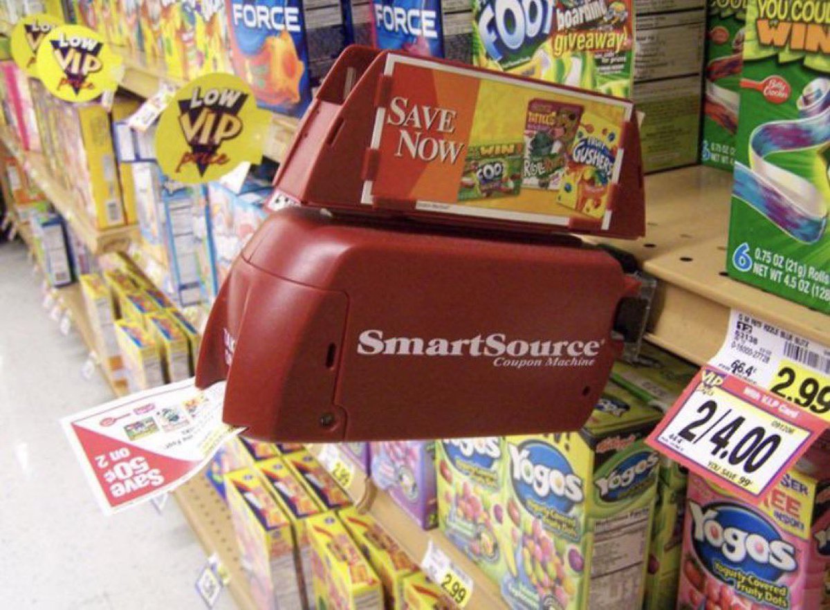 ThrillaRilla369's tweet photo. Who remembers walking around the grocery store with their mom, just pulling coupons for no reason? https://t.co/H2CZ949nAg