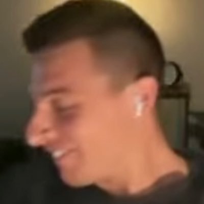 antonisanchezx's tweet photo. Nick Miller talking shit to @jfkshowoff and @JBrillon32604 from his Mom's basement. https://t.co/gGTUVDFPR5